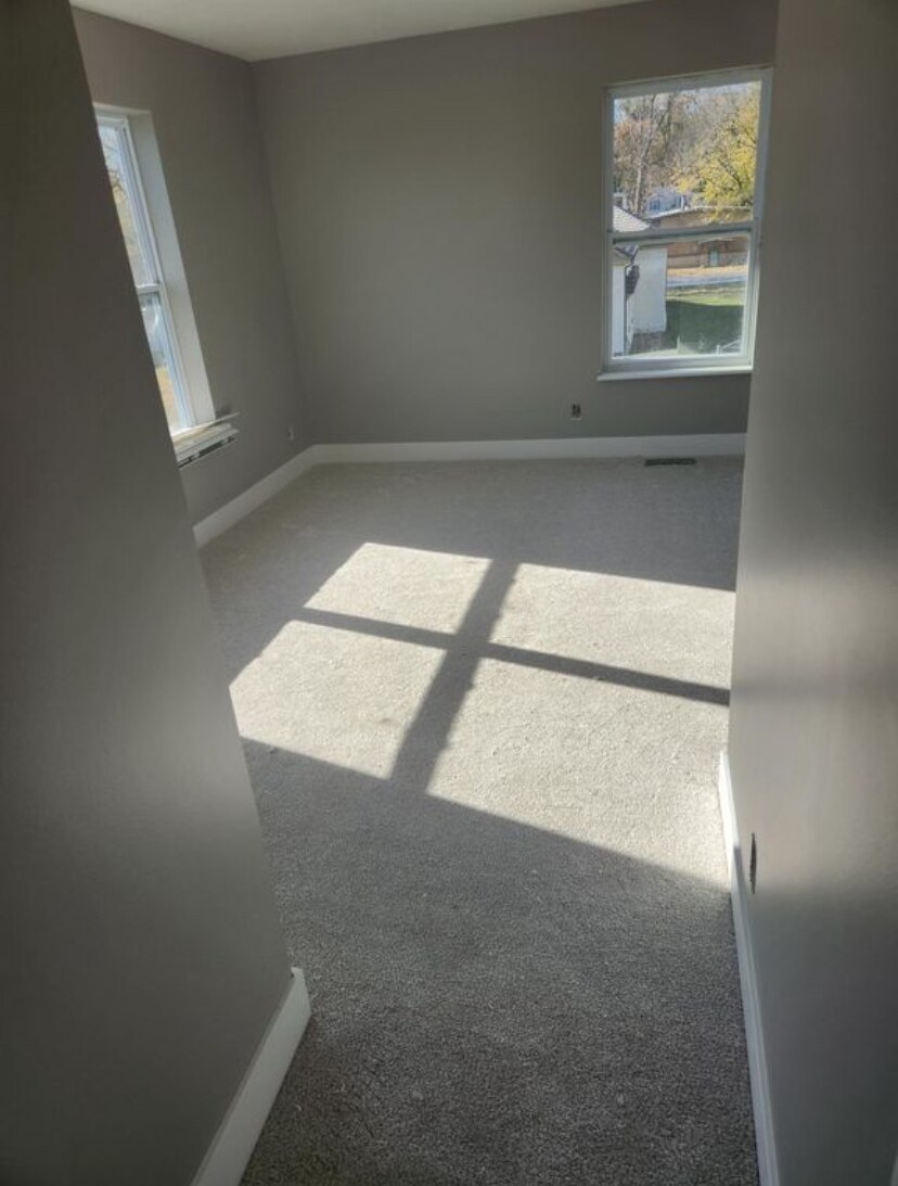 Building Photo - 2005 Franklin St