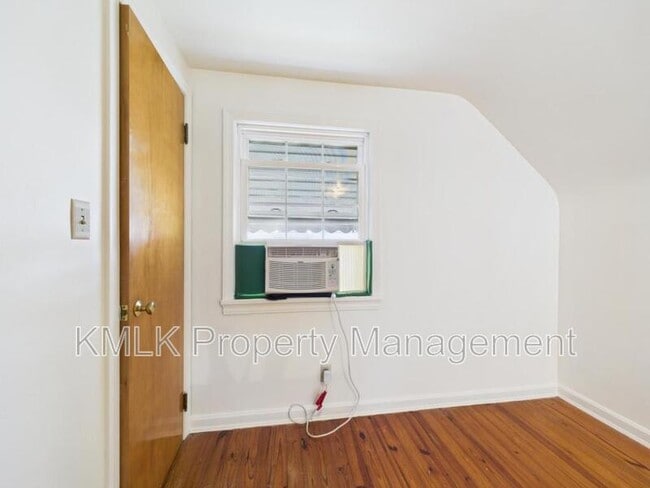 Building Photo - 2667 11th St