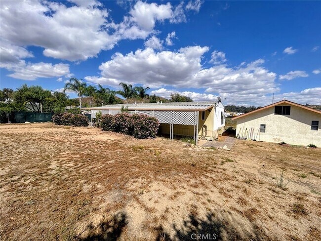 Building Photo - 28205 El Toro Rd