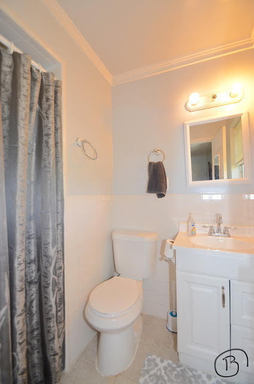 Building Photo - Nice Country living!