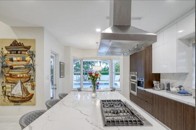 Building Photo - 11390 SW 30th St