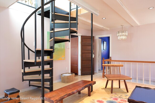 Building Photo - 2640 NY-32
