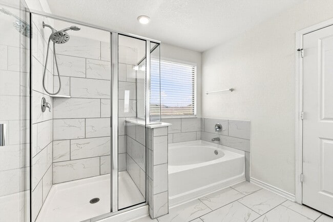 Building Photo - 3802 Putnam Fields