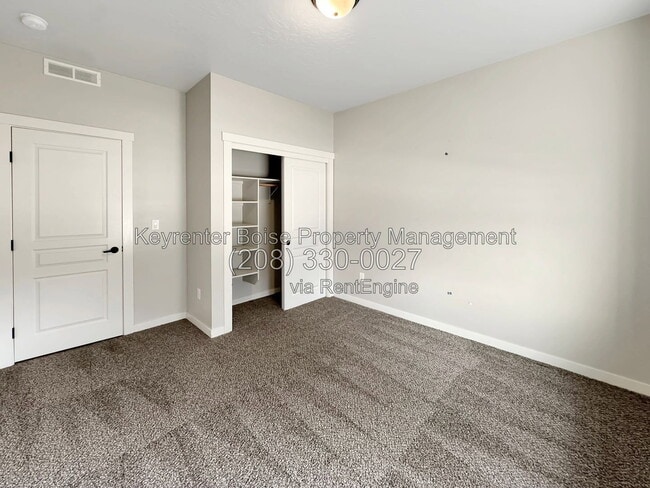 Building Photo - 1376 W Pebblestone Dr