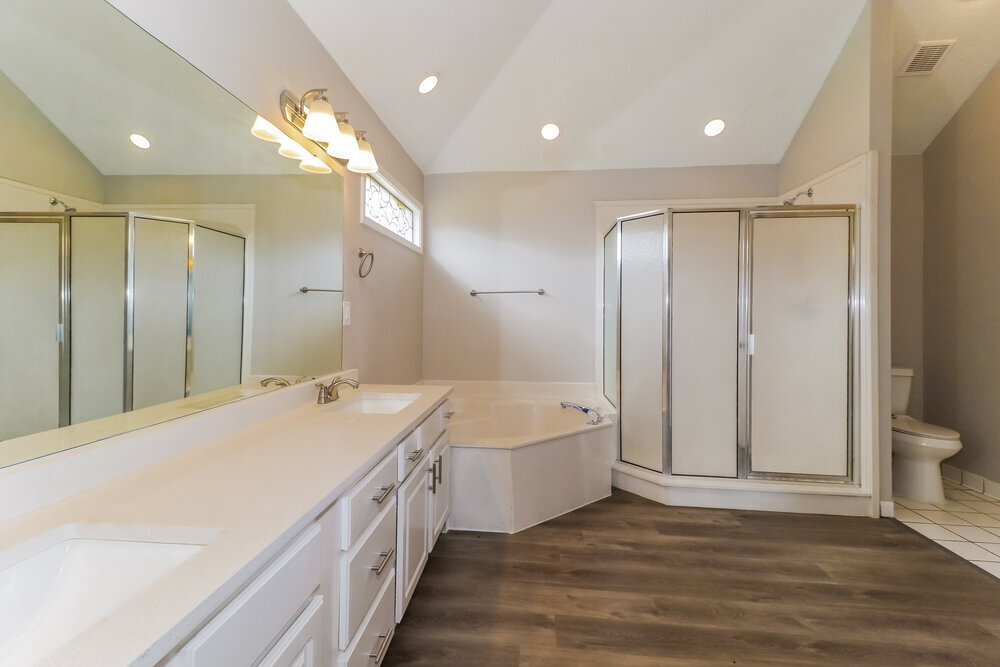 Building Photo - 9261 Chimneyrock Blvd.