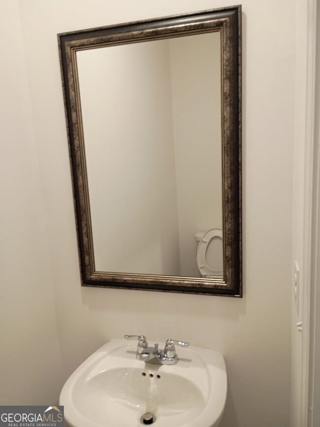 Building Photo - 236 Kenoot Dr