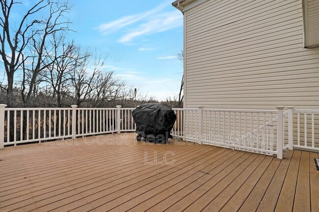 Building Photo - 779 Monet Dr