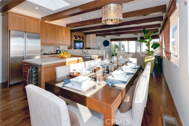 Building Photo - 3601 Manhattan Ave