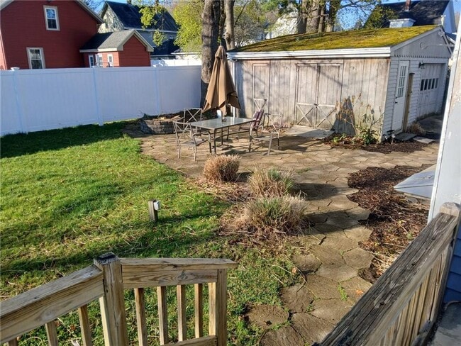 Building Photo - 170 Bernice Ave