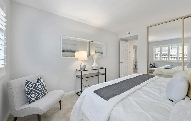 Building Photo - 598 Ironwood Terrace