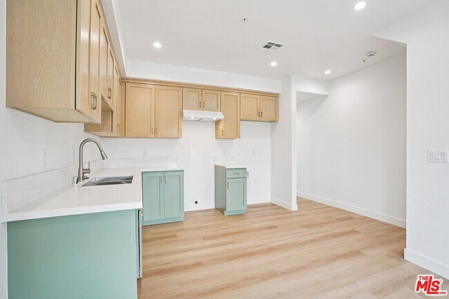 Building Photo - 1185 Leighton Ave