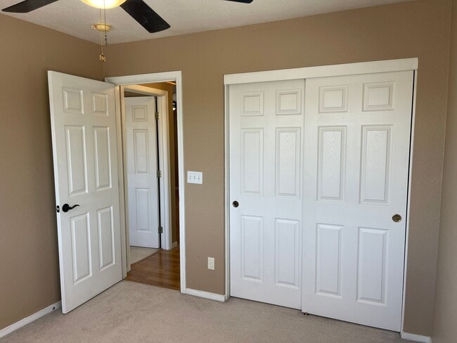 Building Photo - Fresh and Modern 4-Bedroom Home