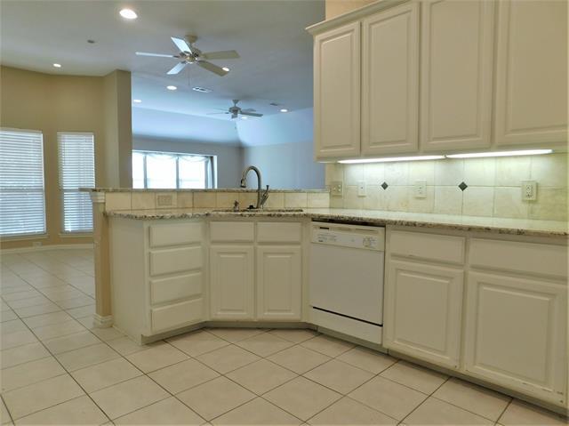Building Photo - 516 Chateau Ct