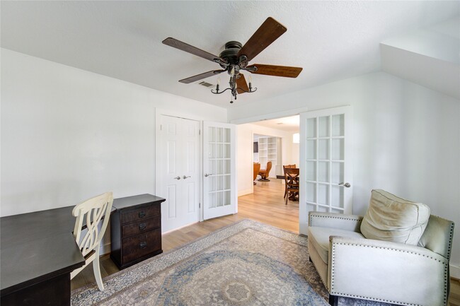 Building Photo - 1210 Shannon Valley Dr