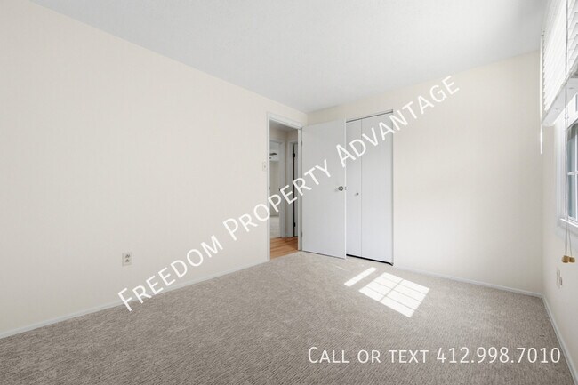 Building Photo - 139 W Fair Meadows Dr