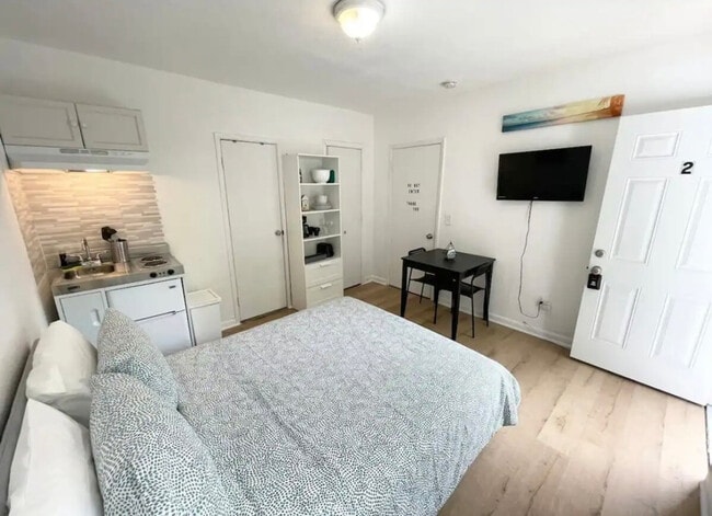 Building Photo - 289 NW 34th Terrace