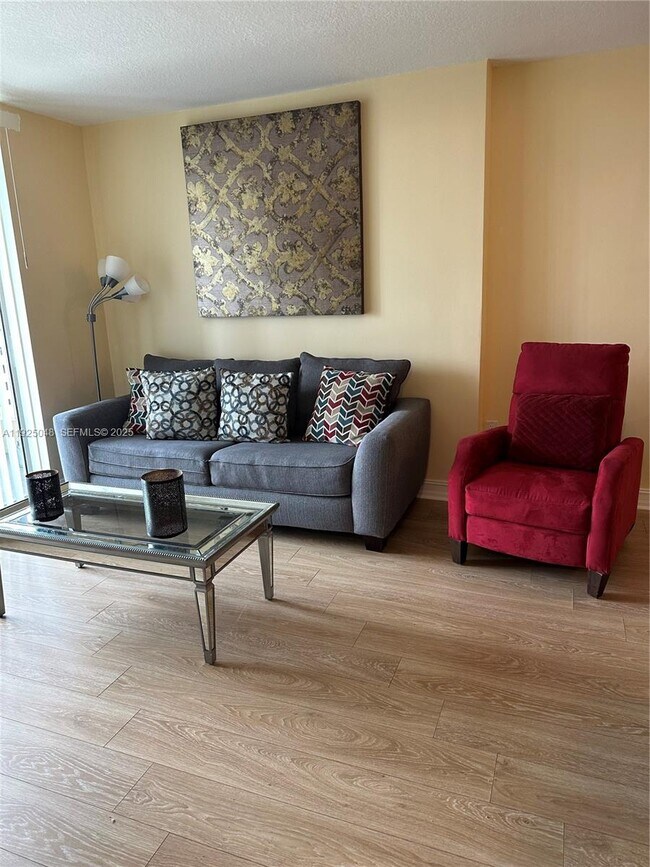 Building Photo - 117 NW 42nd Ave