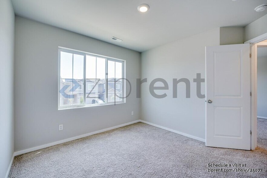 Building Photo - 10747 186th St Ct E
