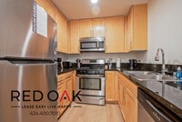 Building Photo - 7810 Topanga Canyon Blvd