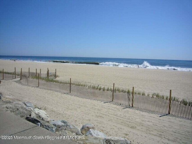 Building Photo - 1201 Ocean Ave