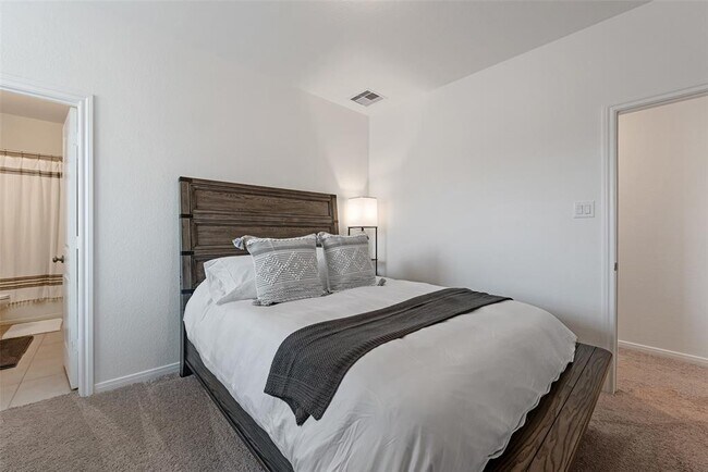 Building Photo - 343 E Coralburst Lp