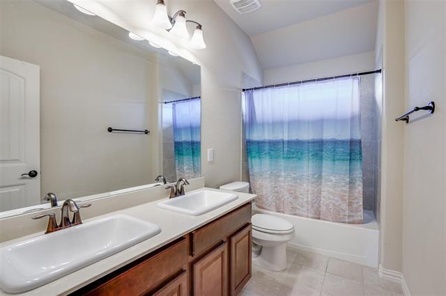 Building Photo - 8813 Denstone Dr