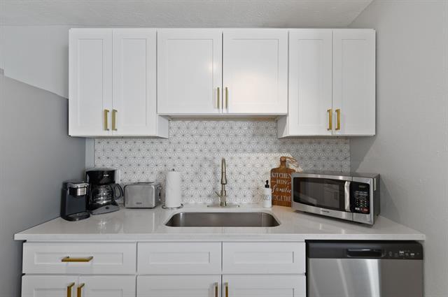 Building Photo - 5112 Arbor Glen Rd