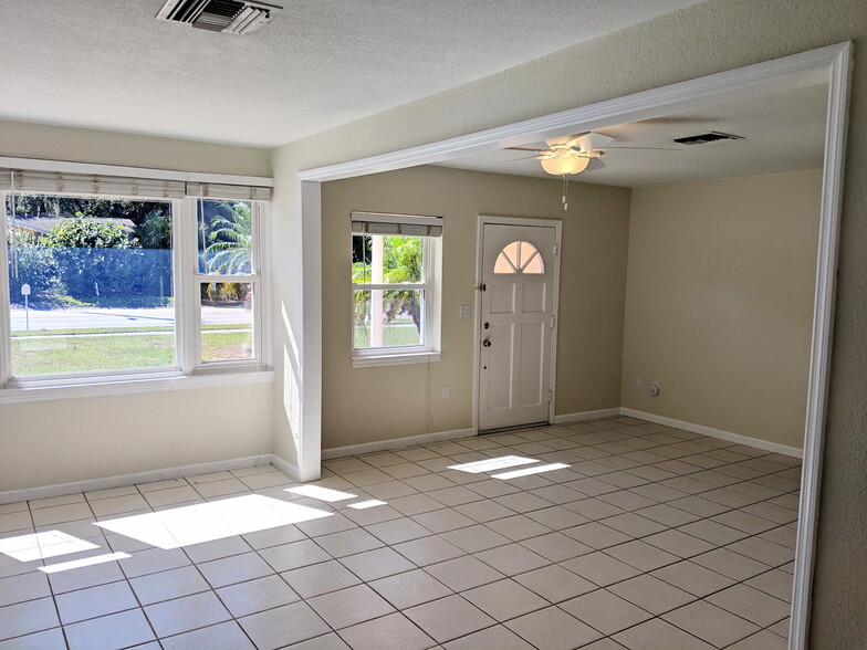 Building Photo - 234 Union St