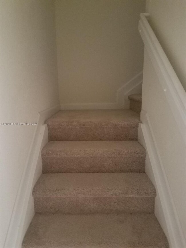 Building Photo - 3741 SE 1st St