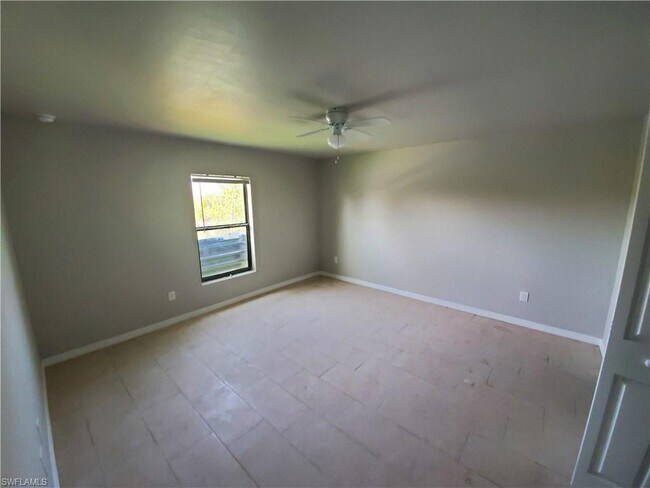 Building Photo - 3418 SW 17th Ave