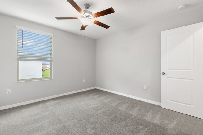 Building Photo - LIKE NEW 5 Bedroom Home for RENT in Touchstone!