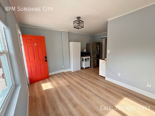 Building Photo - 536 Roanoke St