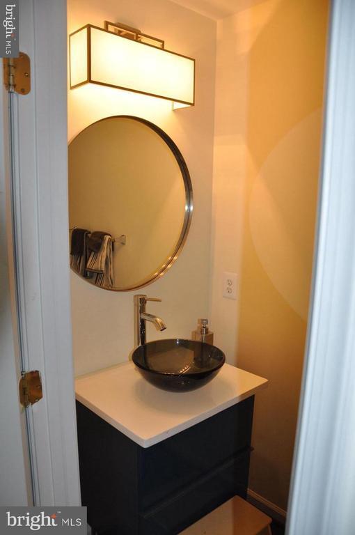 Building Photo - 1309 Yates Cir