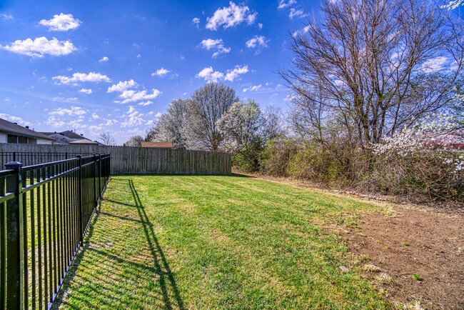 Building Photo - 4823 Penrose Dr