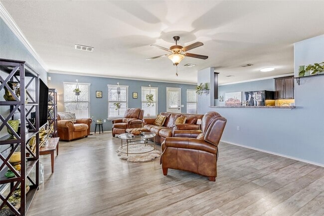 Building Photo - 7233 Crestone Rd