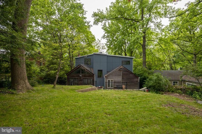Building Photo - 5223 Wyoming Rd