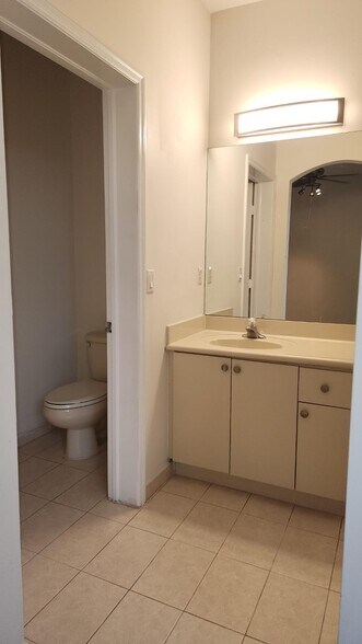 Building Photo - 4929 Windward Way