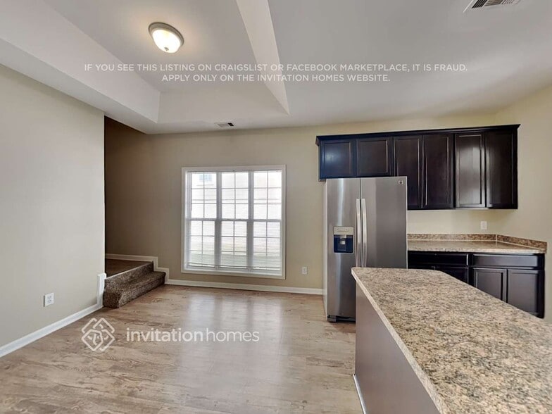 Building Photo - 467 Greyhawk Way