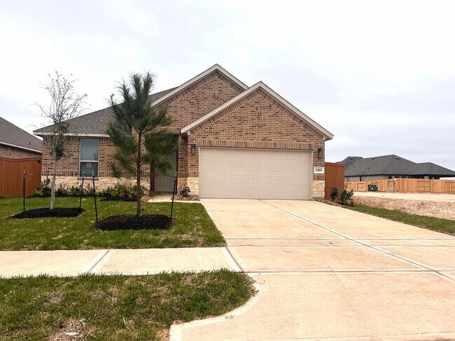 Primary Photo - 1593 Sunrise Gables Dr