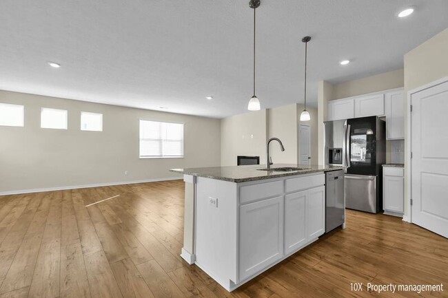 Building Photo - 5851 Ryman Dr