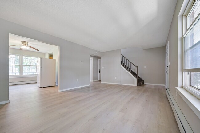 Building Photo - 234-240 Mather St, Hartford, CT 06112