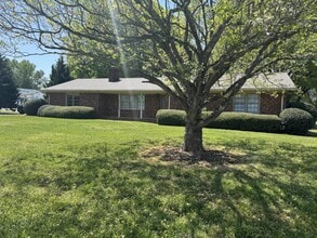 Building Photo - 4715 Rimer Rd