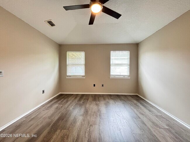 Building Photo - 1270 Tahoe Ct