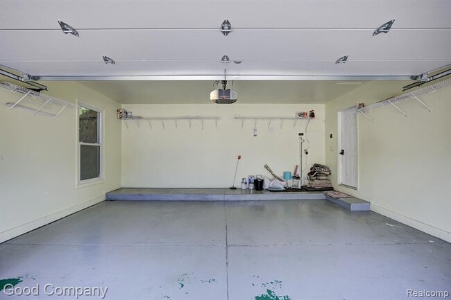 Building Photo - 2924 Wessels Dr