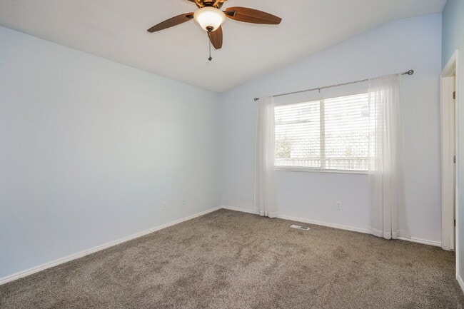 Building Photo - Tri-Level in Lehi's Ridge Neighborhood with RV Parking and a Finished Basement Suite