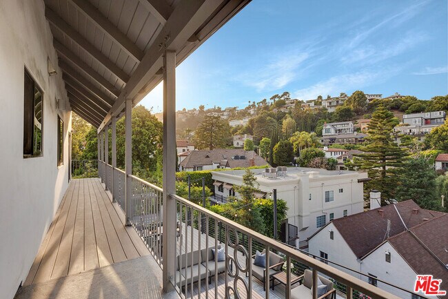 Building Photo - 3360 Ley Dr