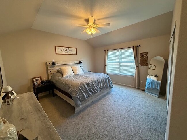 Building Photo - 9804 Grove St