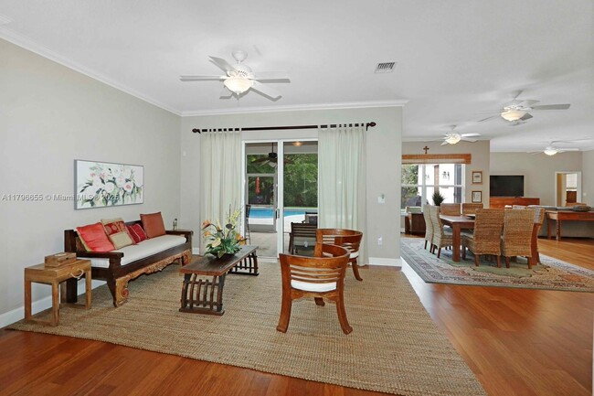 Building Photo - 3140 Fairways Dr
