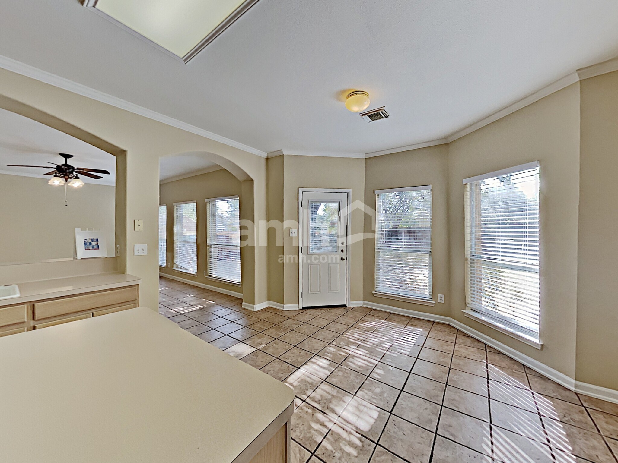 Building Photo - 4103 Chiselhurst