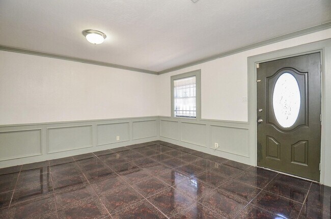 Building Photo - 11517 Bannister Ln